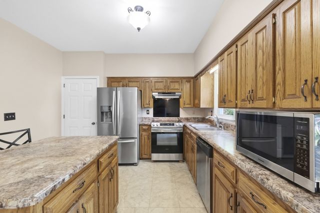 7305 River Park Dr, Nashville, TN 37221