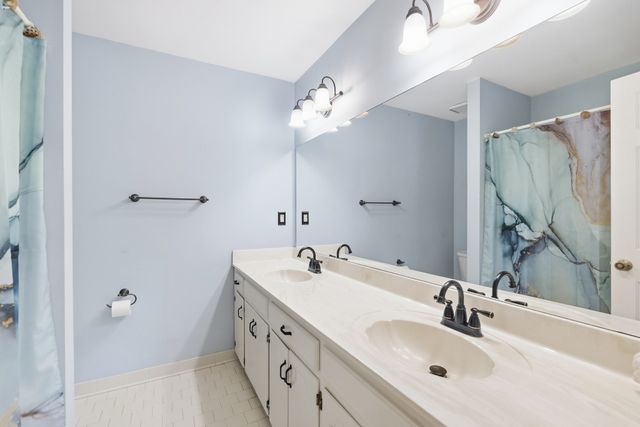 7305 River Park Dr, Nashville, TN 37221