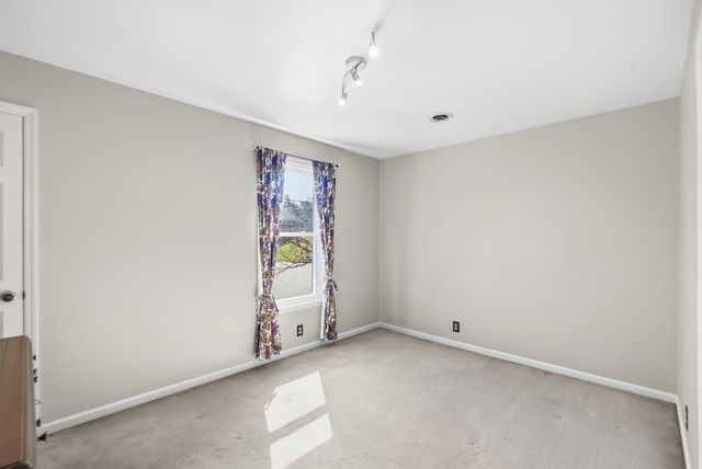 7305 River Park Dr, Nashville, TN 37221
