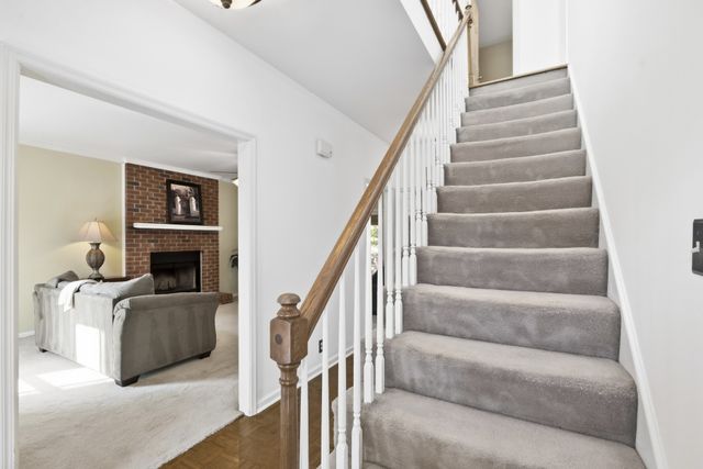 7305 River Park Dr, Nashville, TN 37221