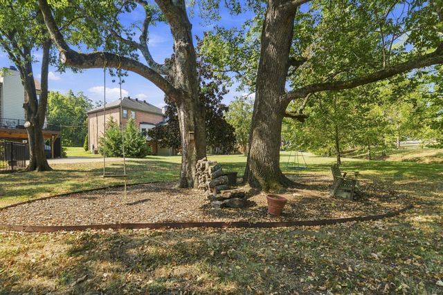 7305 River Park Dr, Nashville, TN 37221