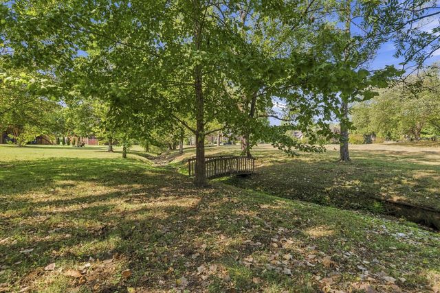 7305 River Park Dr, Nashville, TN 37221