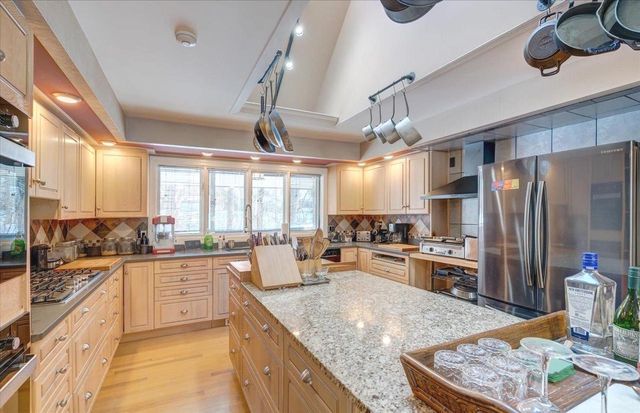 1816 Eastwood Avenue, Janesville, WI 53545