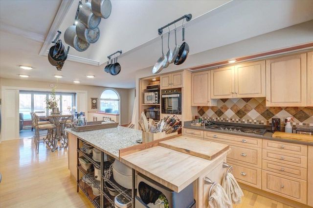 1816 Eastwood Avenue, Janesville, WI 53545