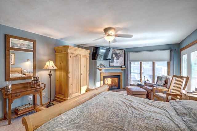 1816 Eastwood Avenue, Janesville, WI 53545