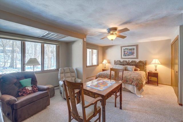 1816 Eastwood Avenue, Janesville, WI 53545