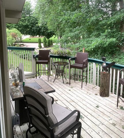 1816 Eastwood Avenue, Janesville, WI 53545