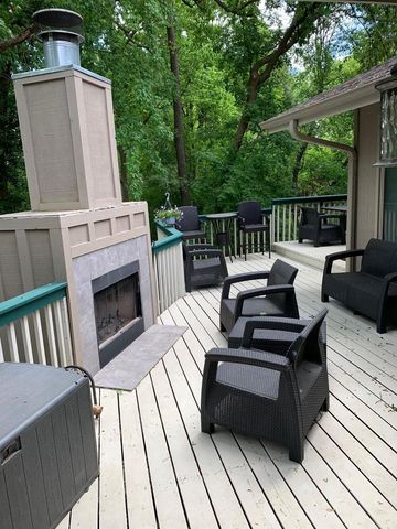 1816 Eastwood Avenue, Janesville, WI 53545