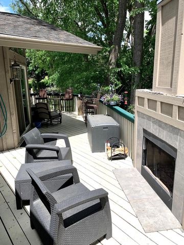 1816 Eastwood Avenue, Janesville, WI 53545