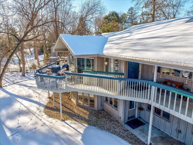 1816 Eastwood Avenue, Janesville, WI 53545