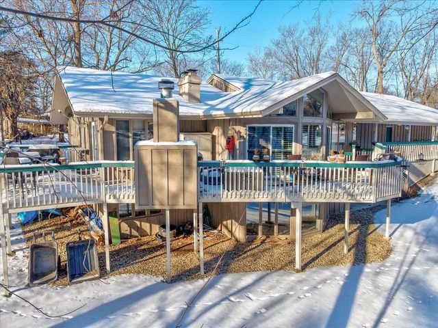 1816 Eastwood Avenue, Janesville, WI 53545