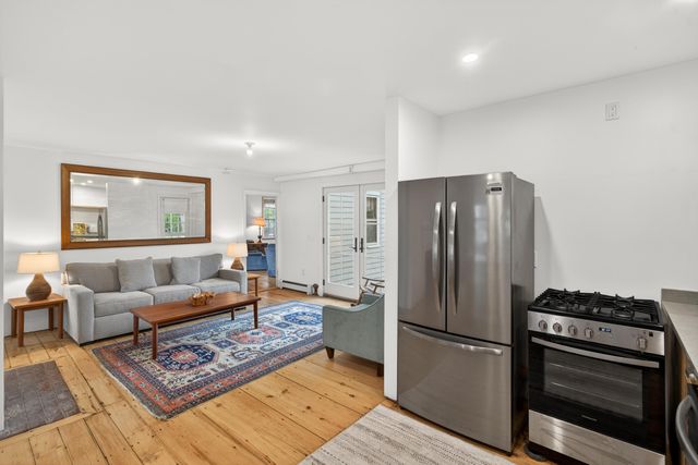 120 Ocean View Avenue, Cotuit, MA 02635