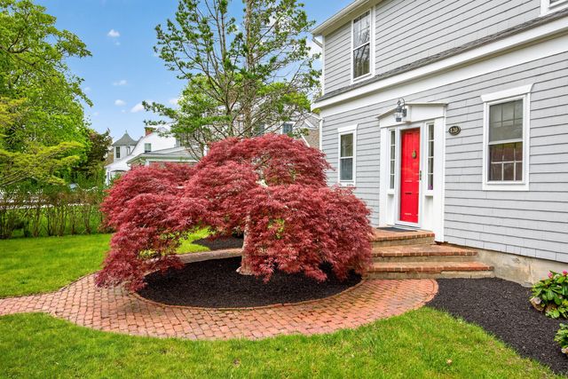 120 Ocean View Avenue, Cotuit, MA 02635