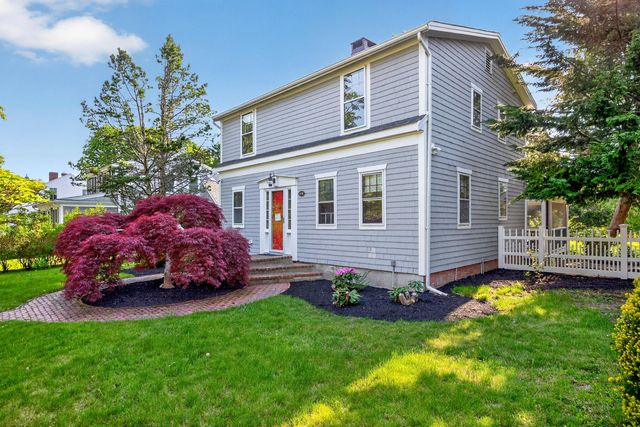 120 Ocean View Avenue, Cotuit, MA 02635