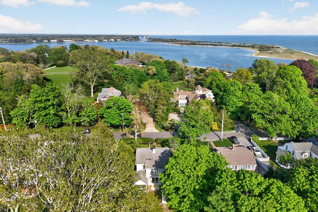 120 Ocean View Avenue, Cotuit, MA 02635