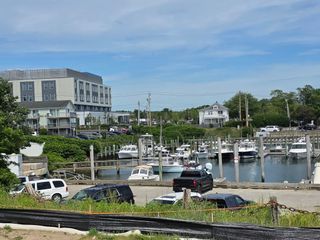 110 School St. E202, Barnstable, MA 02601