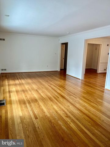 5100 UPTON ST NW, Washington, DC 20016