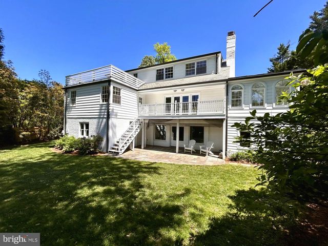 5100 UPTON ST NW, Washington, DC 20016