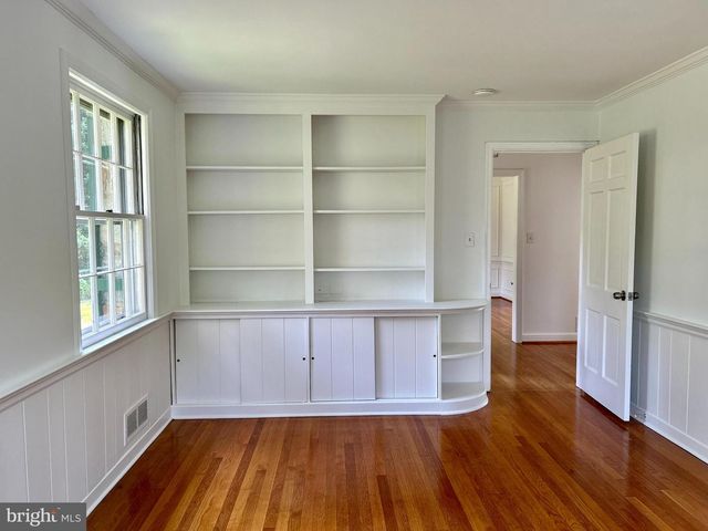 5100 UPTON ST NW, Washington, DC 20016