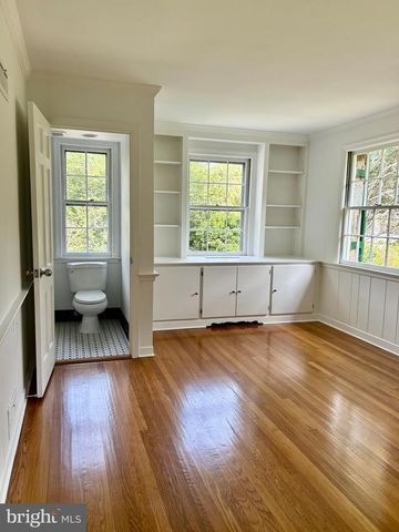 5100 UPTON ST NW, Washington, DC 20016