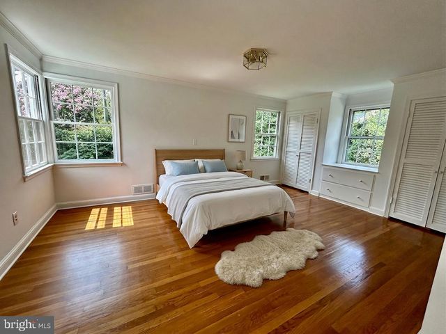 5100 UPTON ST NW, Washington, DC 20016
