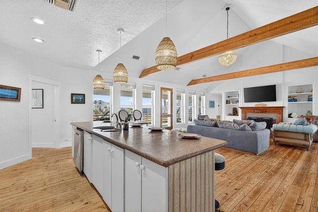 728 Sea Breeze Lane, Port Aransas, TX 78373