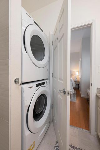 358 N El Camino Real 13, San Mateo, CA 94401