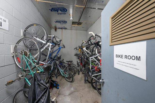 358 N El Camino Real 13, San Mateo, CA 94401