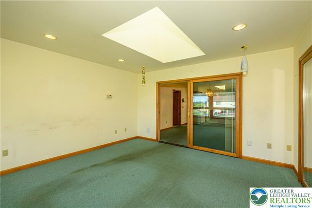 3231 Fairland Drive, North Whitehall Twp, PA 18078
