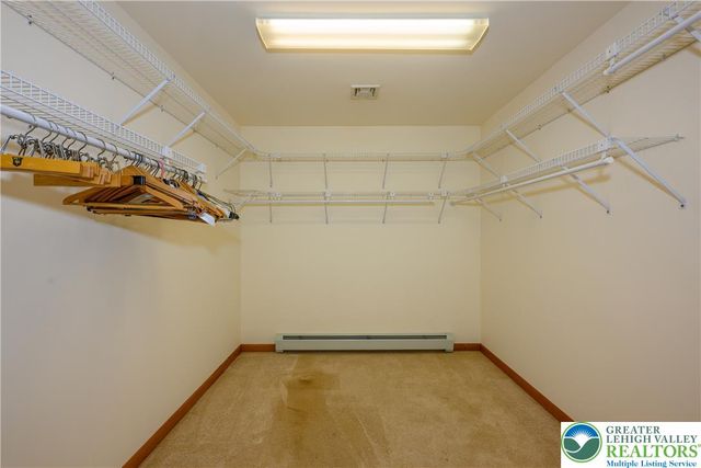 3231 Fairland Drive, North Whitehall Twp, PA 18078
