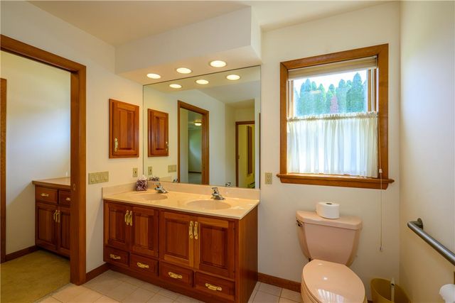 3231 Fairland Drive, North Whitehall Twp, PA 18078