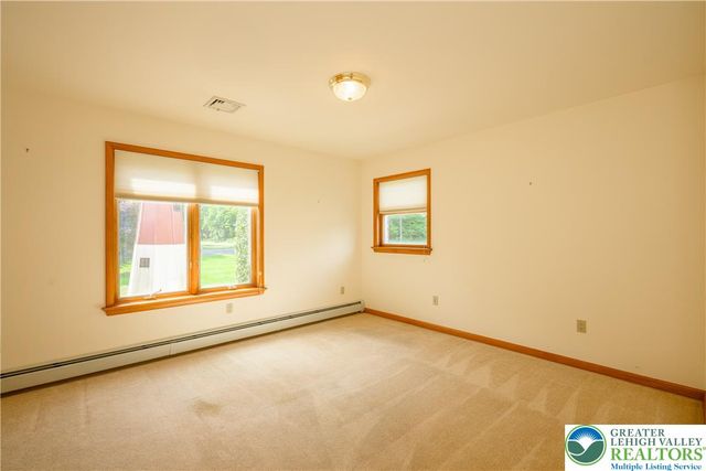 3231 Fairland Drive, North Whitehall Twp, PA 18078