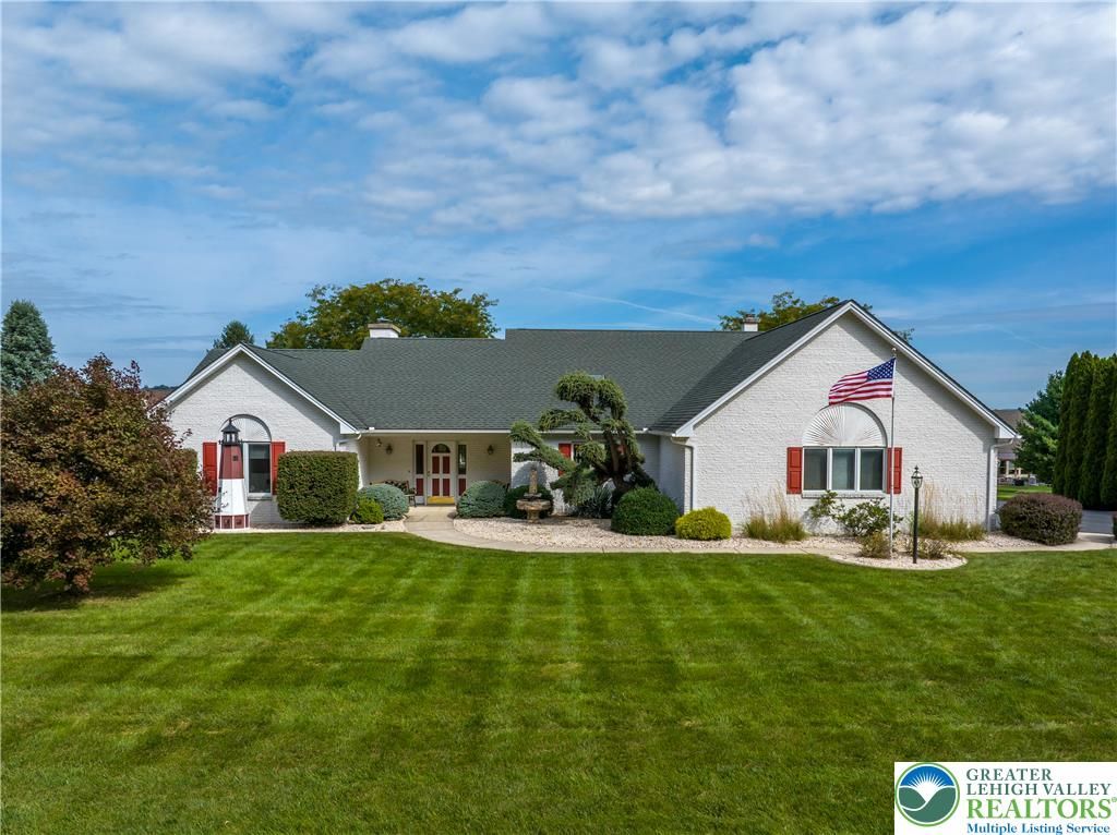 3231 Fairland Drive, North Whitehall Twp, PA 18078