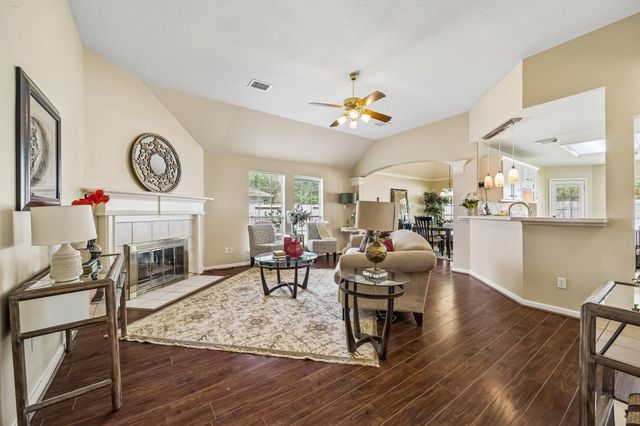 306 Roans Prarie Lane, Richmond, TX 77469