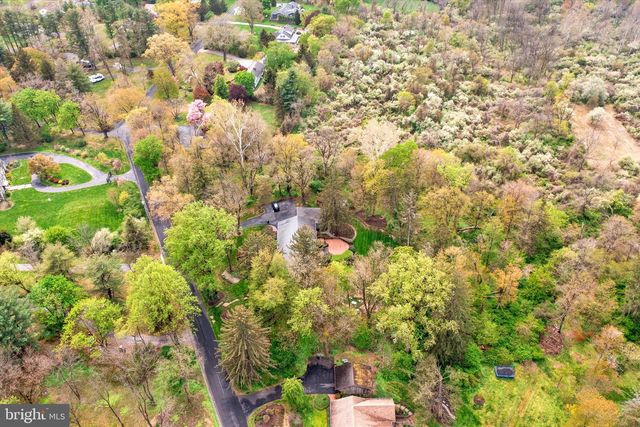 6783 CHAPEL RD, New Hope, PA 18938