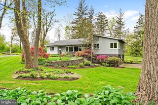 6783 CHAPEL RD, New Hope, PA 18938