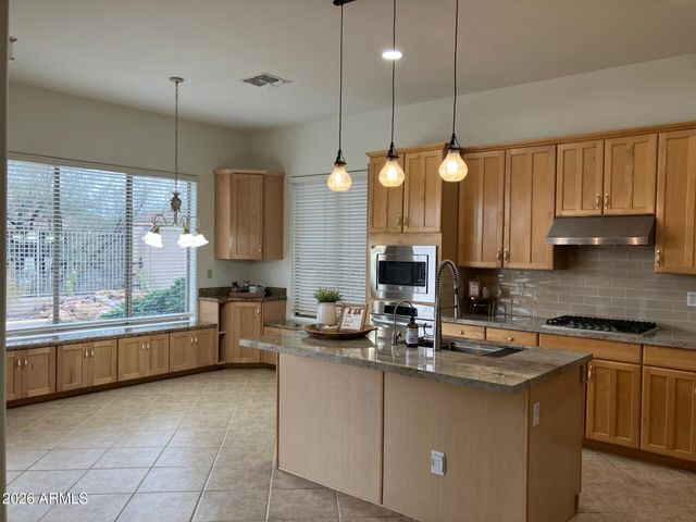 7144 E CUERNAVACO Way, Gold Canyon, AZ 85118