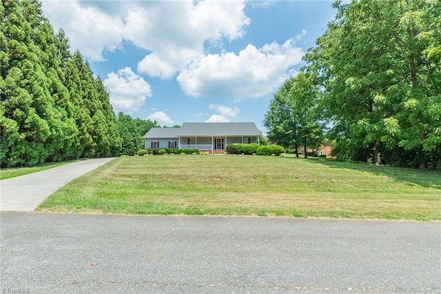 226 Augusta Drive, Lexington, NC 27295