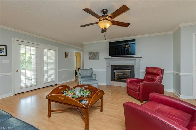 226 Augusta Drive, Lexington, NC 27295