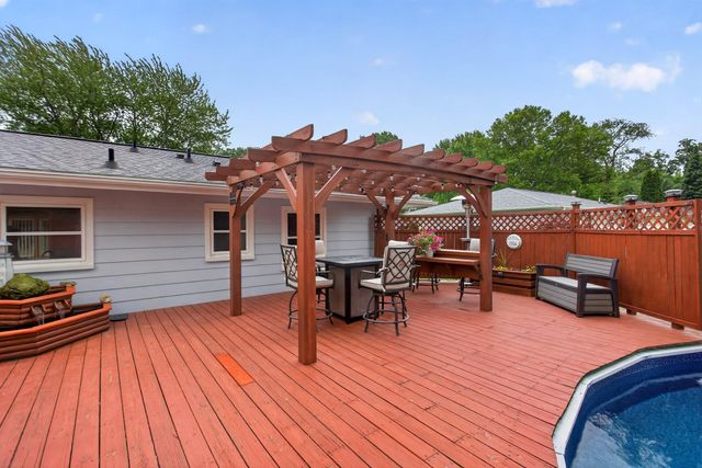 216 Eastlawn, Parma Vlg, MI 49269