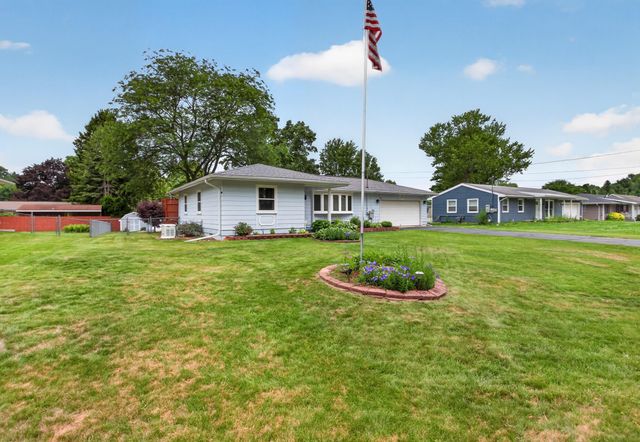 216 Eastlawn, Parma Vlg, MI 49269