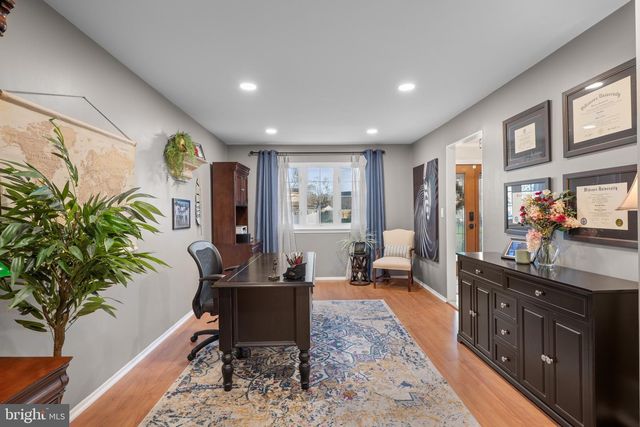 13 DEERFIELD LN, Sewell, NJ 08080