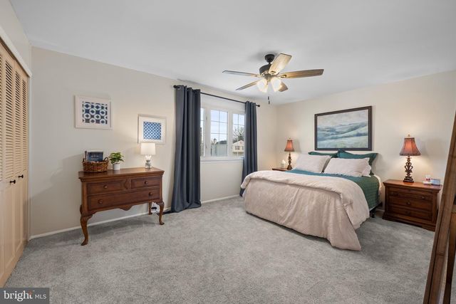 13 DEERFIELD LN, Sewell, NJ 08080