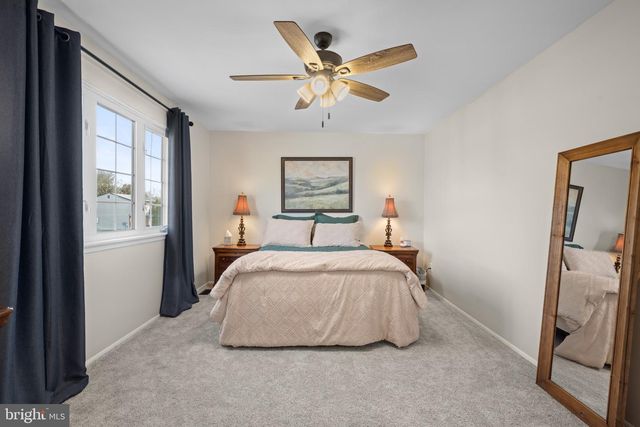 13 DEERFIELD LN, Sewell, NJ 08080