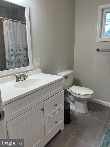 39 VAN LEER AVE, Media, PA 19063