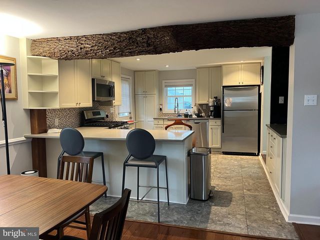 39 VAN LEER AVE, Media, PA 19063