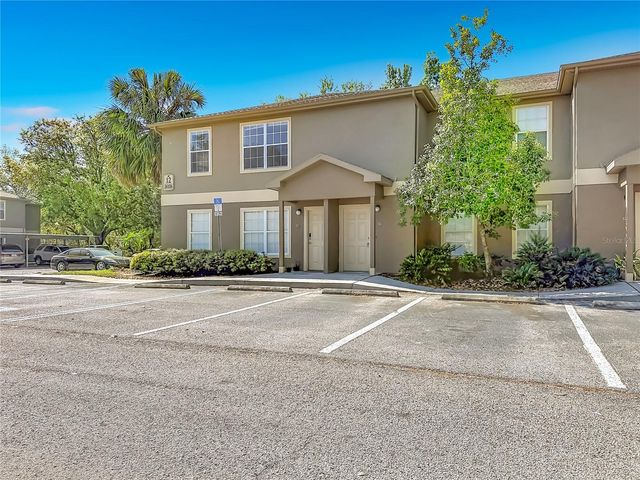 36106 LAKE CHASE BOULEVARD 201, Zephyrhills, FL 33541