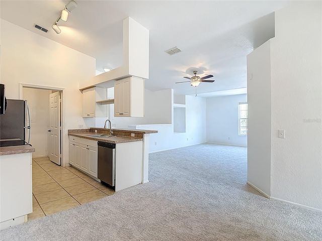 36106 LAKE CHASE BOULEVARD 201, Zephyrhills, FL 33541