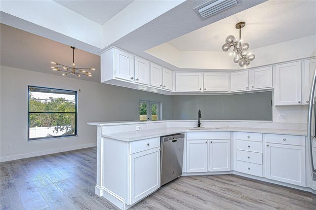 9731 62ND AVENUE N, St Petersburg, FL 33708