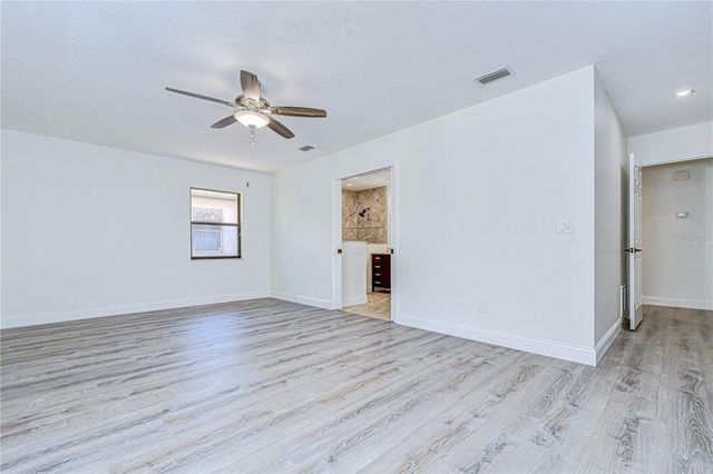 9731 62ND AVENUE N, St Petersburg, FL 33708